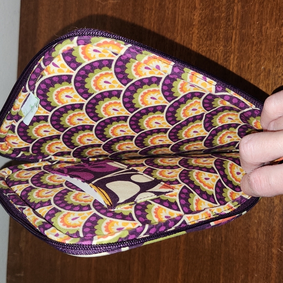 Vera Bradley Tablet Case - Picture 3 of 5
